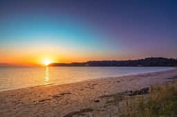 Lusby Beach House -3 BD, 2 BA Steps to the Sand