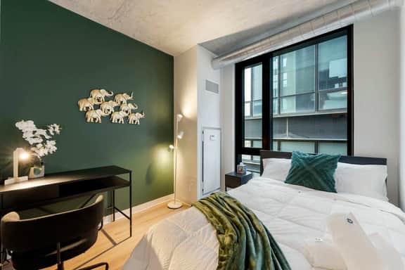 Straits Row 1409 -