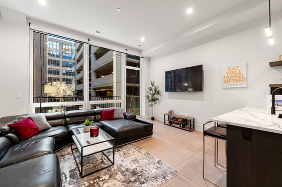 Grand 204
